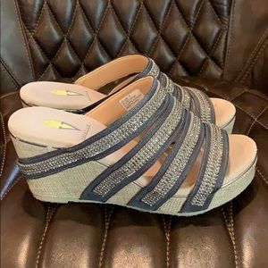 Embellished Volatile Woven Slides